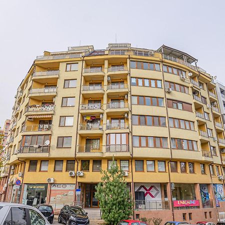 Panoramic Terrace City View Suite In Sofia Center Exteriér fotografie